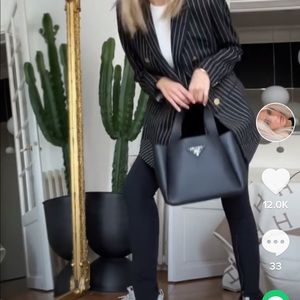 Meet your Posher, Dawn